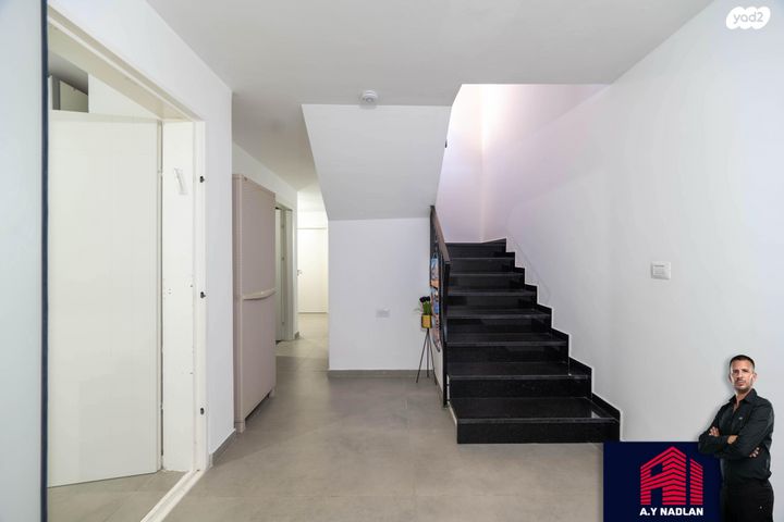 בית פרטי/ קוטג', אהרון אוזן, נחלת יהודה, ראשון לציון