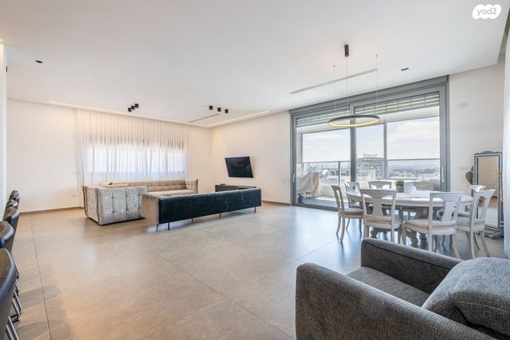 גג/ פנטהאוז, הבנים 7, מרכז העיר, חדרה