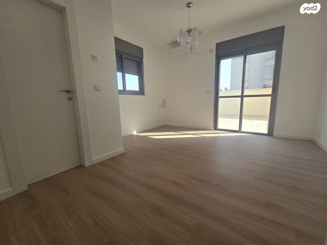 דירה, חטיבת הנח"ל, הפארק - צפון ותיק, חדרה