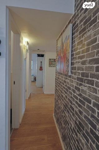 דירת גן, הוד השרון