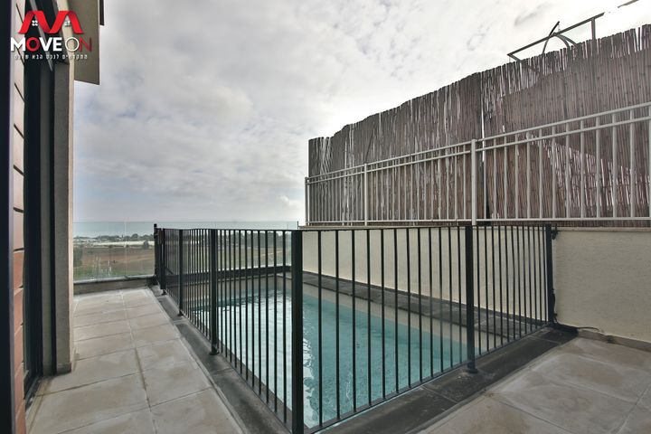 דירת גן, השקד 1, מגדל, מגדל