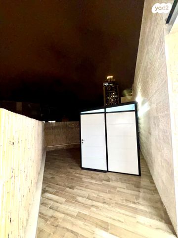 גג/ פנטהאוז, יוסף בורג, נווה זאב, נאות אילן, באר שבע