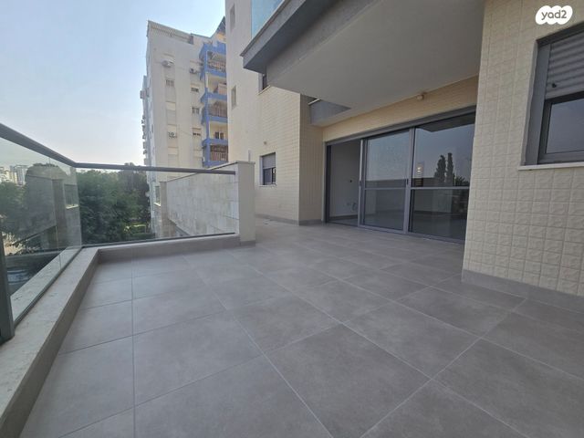 דירה, חטיבת הנח"ל, הפארק - צפון ותיק, חדרה