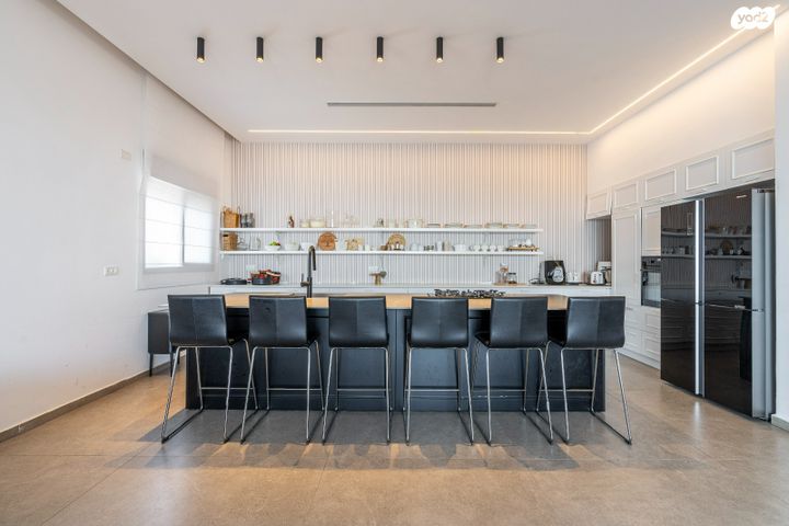 גג/ פנטהאוז, הבנים 7, מרכז העיר, חדרה