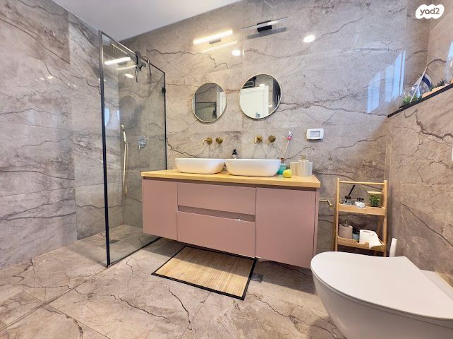 דו משפחתי, יוסף שפרינצק, קרית בנימין, קרית אתא