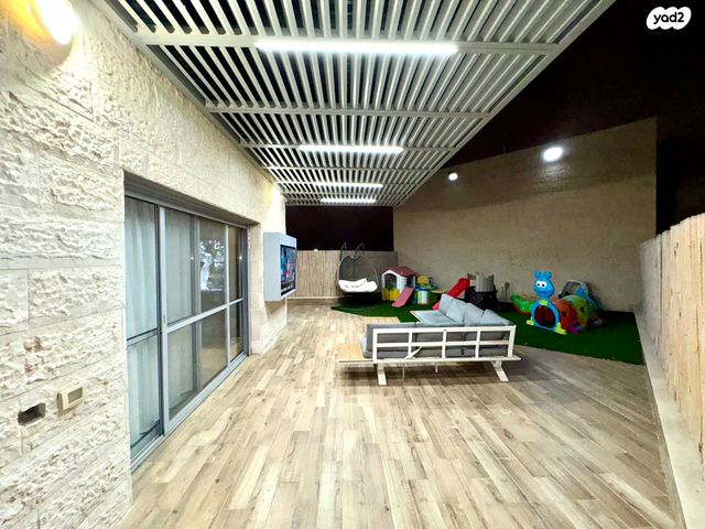 גג/ פנטהאוז, יוסף בורג, נווה זאב, נאות אילן, באר שבע