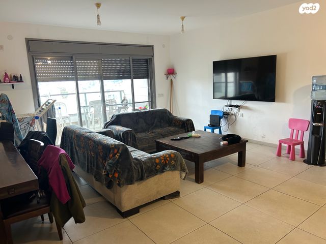 דירה, יגאל ידין 9, המגינים, מודיעין מכבים רעות