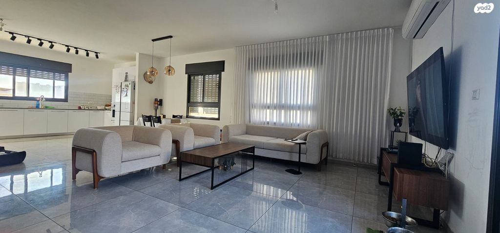 דופלקס, עץ השדה, אדמית / יערית, שלומי