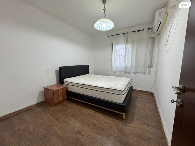 דירה, בן גוריון, קרית אתא