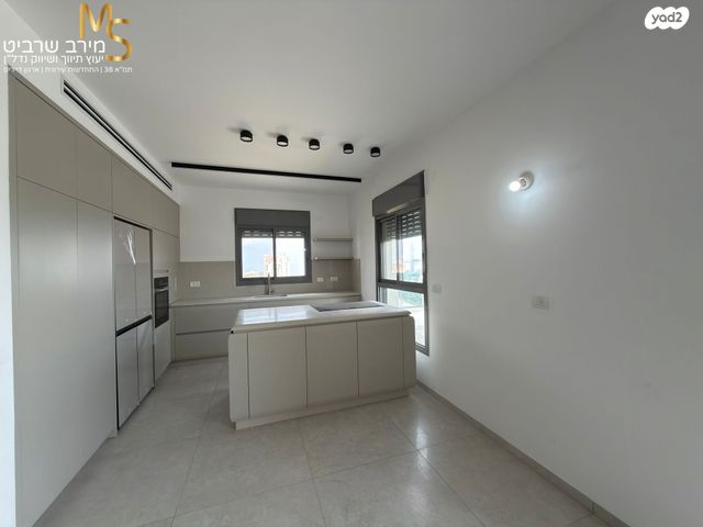 דירה, גבעת זמר, חיפה