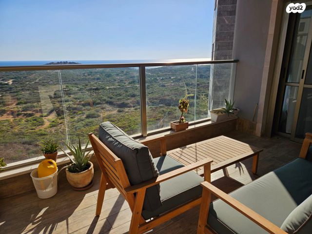 דירה, עין גדי, עין הים, חדרה