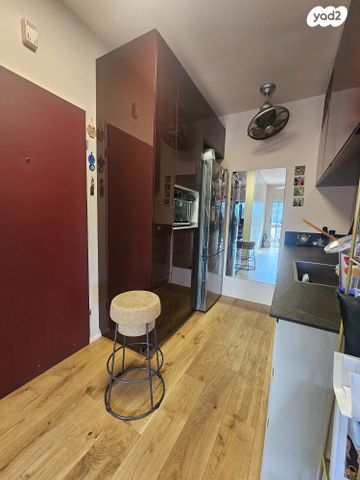 דירה, שדרות נחמה, שכונת חשמונאים, מרכז העיר א, רמת גן