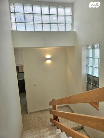 בית פרטי/ קוטג', כפר ורדים