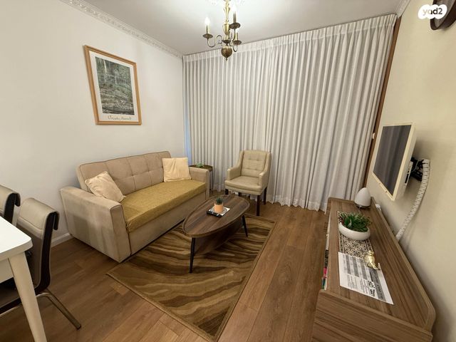 דירה, קיסריה