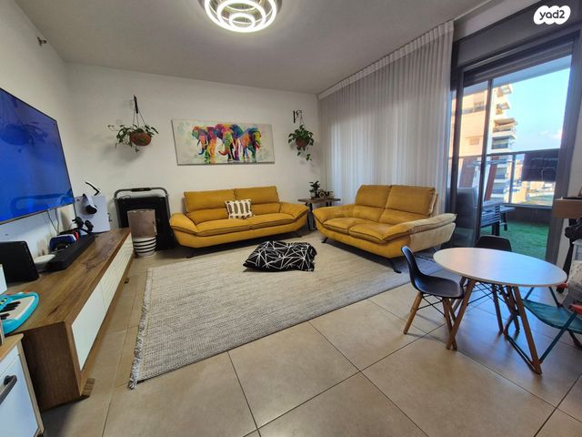 דירה, מבצע יפתח 2, פתח תקווה