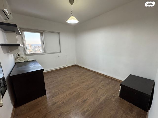 דירה, בן גוריון, קרית אתא