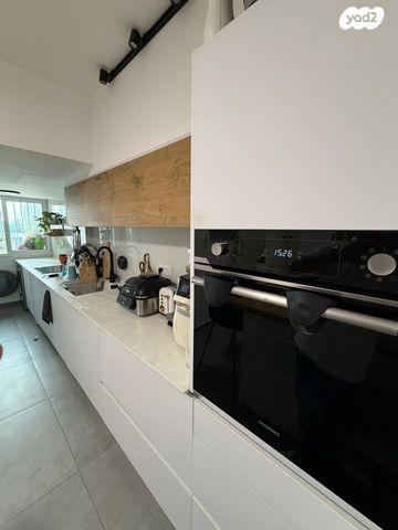 דירה, זלמן שז"ר 33, נווה עופר, תל כביר, תל אביב יפו