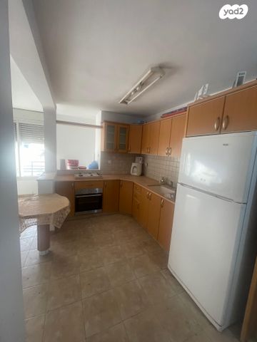 דירה, השומר, שיכון עובדים, טבריה