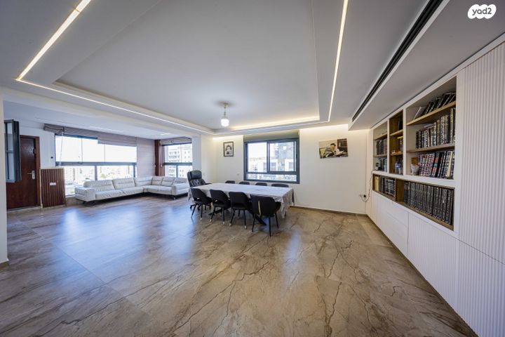 גג/ פנטהאוז, רבינא, דובב מישרים / רמת בית שמש ד-1, בית שמש