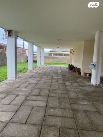 דירה, יצחק בן צבי, קרית בנימין, קרית אתא