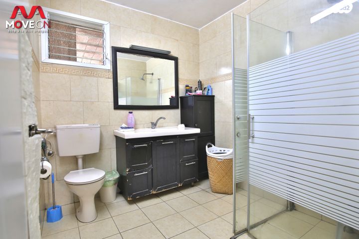 דירת גן, הרב משה כהן, שיכון א, טבריה