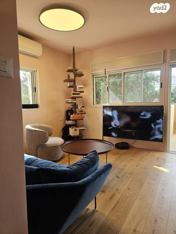 דירה, שדרות נחמה, שכונת חשמונאים, מרכז העיר א, רמת גן