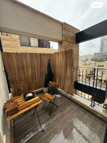 דירה, מקור חיים, מקור חיים, ירושלים