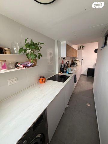 דירה, זלמן שז"ר 33, נווה עופר, תל כביר, תל אביב יפו