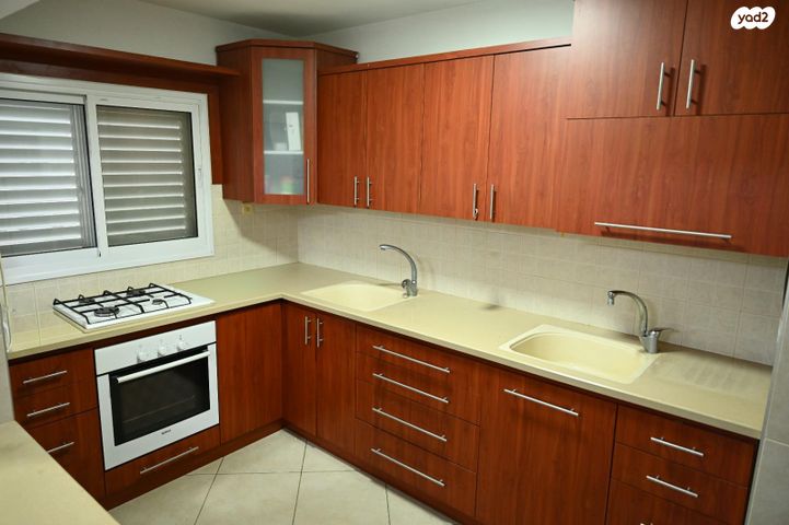 דירה, שדרות הנרייטה סולד, קרית ים