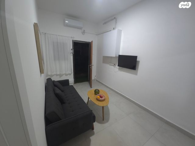 דירת גן, שדרות ארלוזורוב, מרכז העיר, עפולה