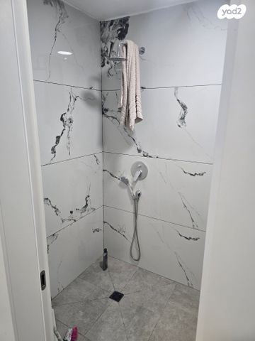 דירת גן, שדרות ארלוזורוב, מרכז העיר, עפולה