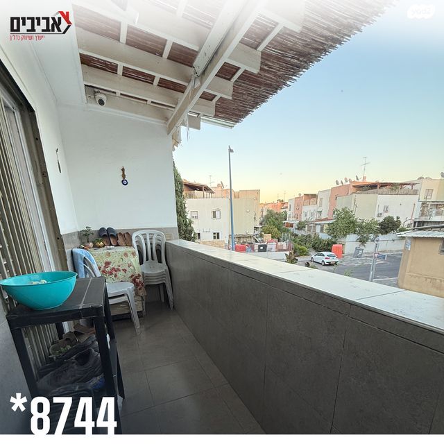 דירה, בן גוריון, שדרות