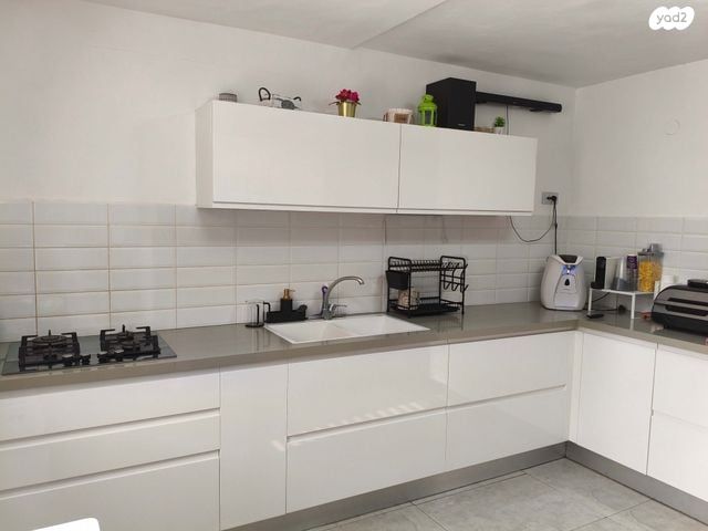 דירה, שדרות הנרייטה סולד, קרית ים