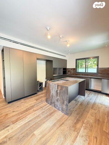 דירת גן, קהילת פאדובה, נאות אפקה א', תל אביב יפו