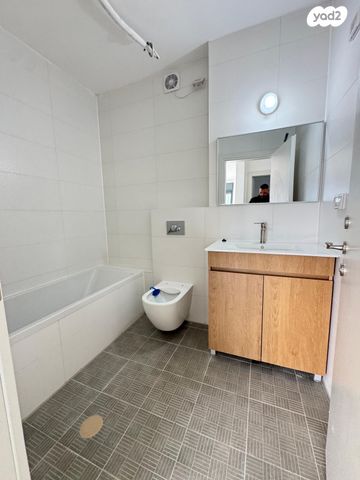 דירה, כרמי הנדיב, אחוזת רוטנר, קרית מלאכי