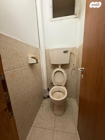 דירה, שלום עליכם, שלום עליכם, מגדל העמק