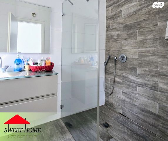 בית פרטי/ קוטג', רמת אמיר, קדימה צורן