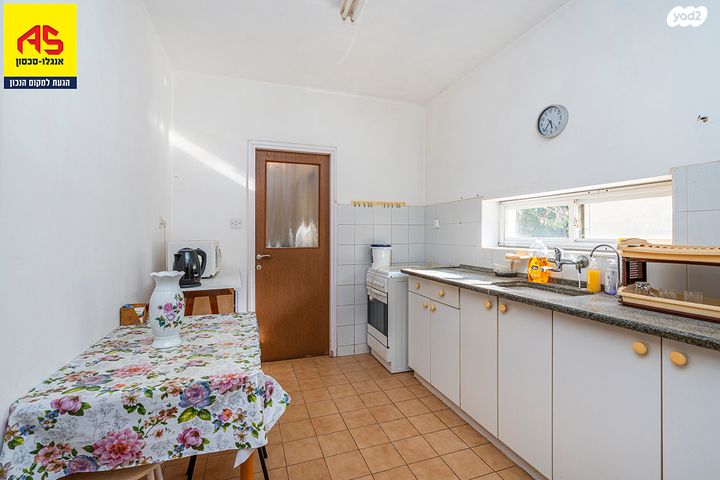 דירה, מלאכי, פרדס חנה כרכור