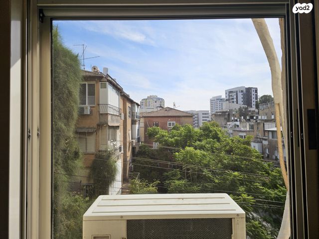 דירה, שדרות נחמה, שכונת חשמונאים, מרכז העיר א, רמת גן