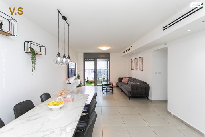 דירה, הגל 8, טירת כרמל