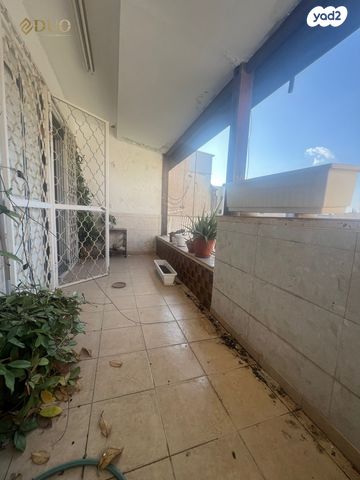 דירה, הרצל, קרית אתא