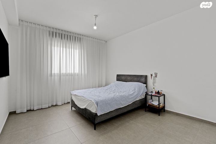 דירה, שלמה לוי, נרקיסים, ראשון לציון