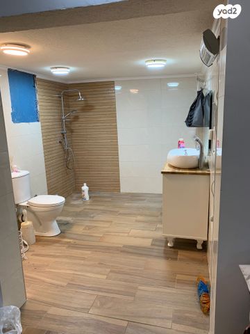 דירה, מרכז הכפר, מעלות תרשיחא