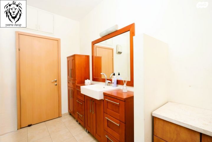 דירה, ב' / צפון מערב העיר, רחובות