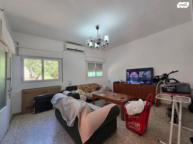 בית פרטי/ קוטג', יגאל 15, חדרה