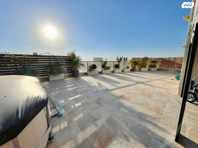 גדעון האוזנר 