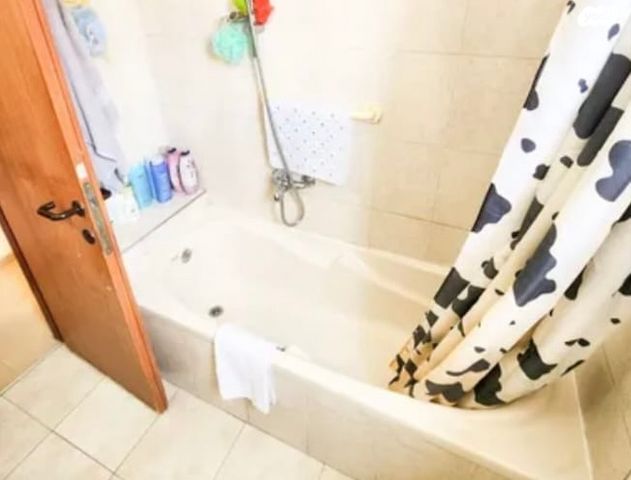 דירה, הרב עוזיאל 8, בת ים