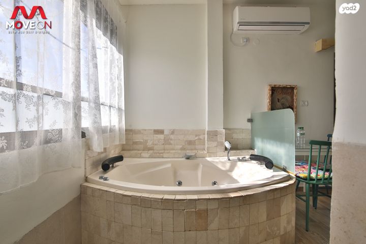 בית פרטי/ קוטג', התאנה, מגדל, מגדל