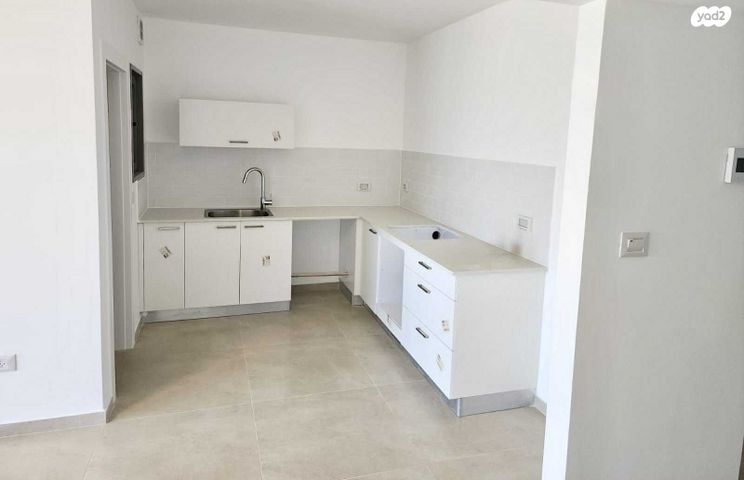 דירה, מפל התנור, שקמים ואגמים, אשקלון