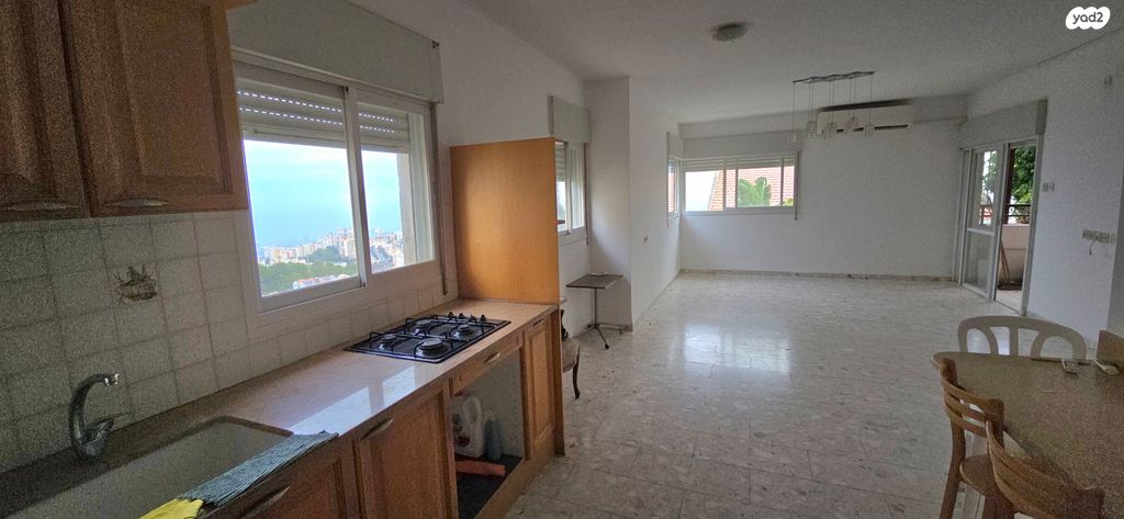 דירה, יקינטון, אחוזה, חיפה